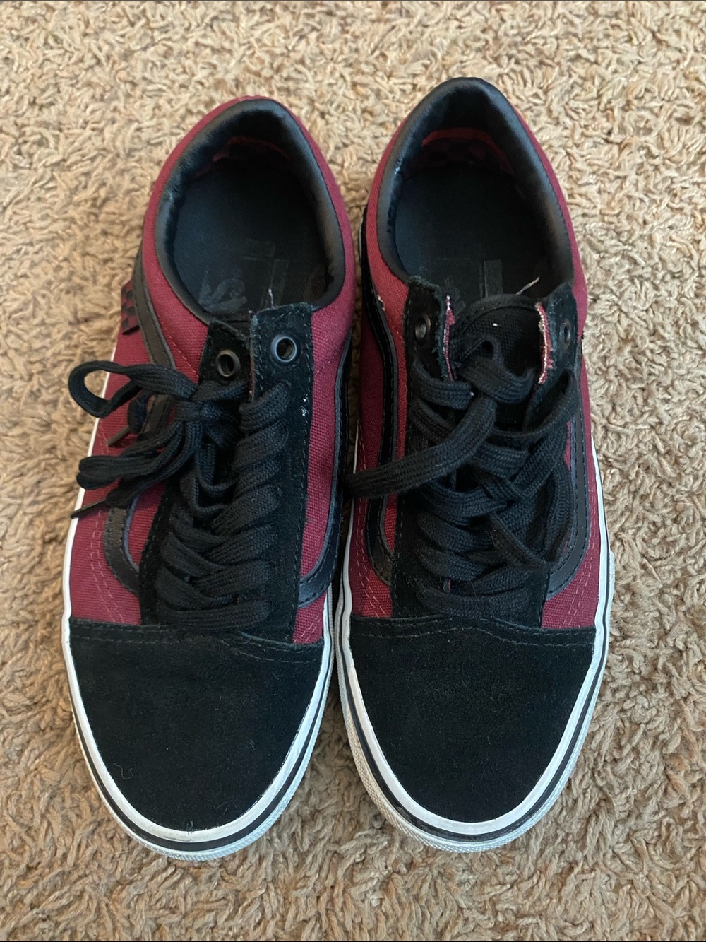 EUV Vans Two-Tone Burgundy and Black Low-Top Pop Cush Sneakers